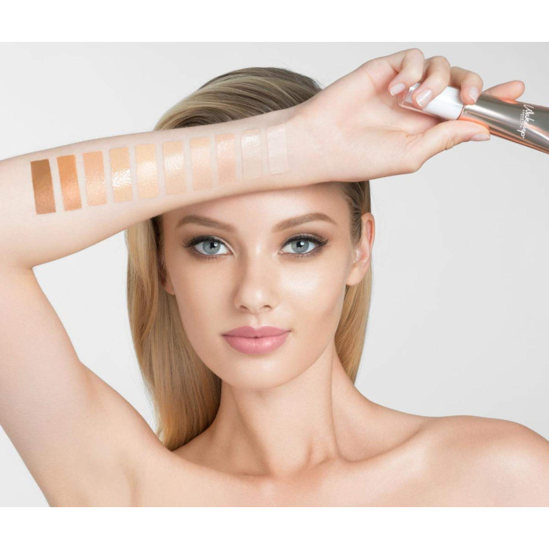 Skystas drėkinamasis makiažo pagrindas su SPF 20 "SWEET RADIANCE (TAN 08)"